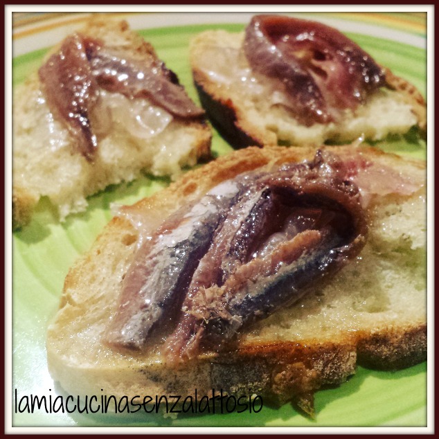 bruschette acciughe lardo