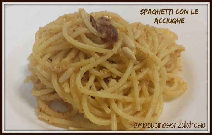 spaghetti con le acciughe