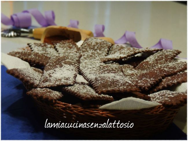 chiacchiere cioccolato senza lattosio senza uova forno