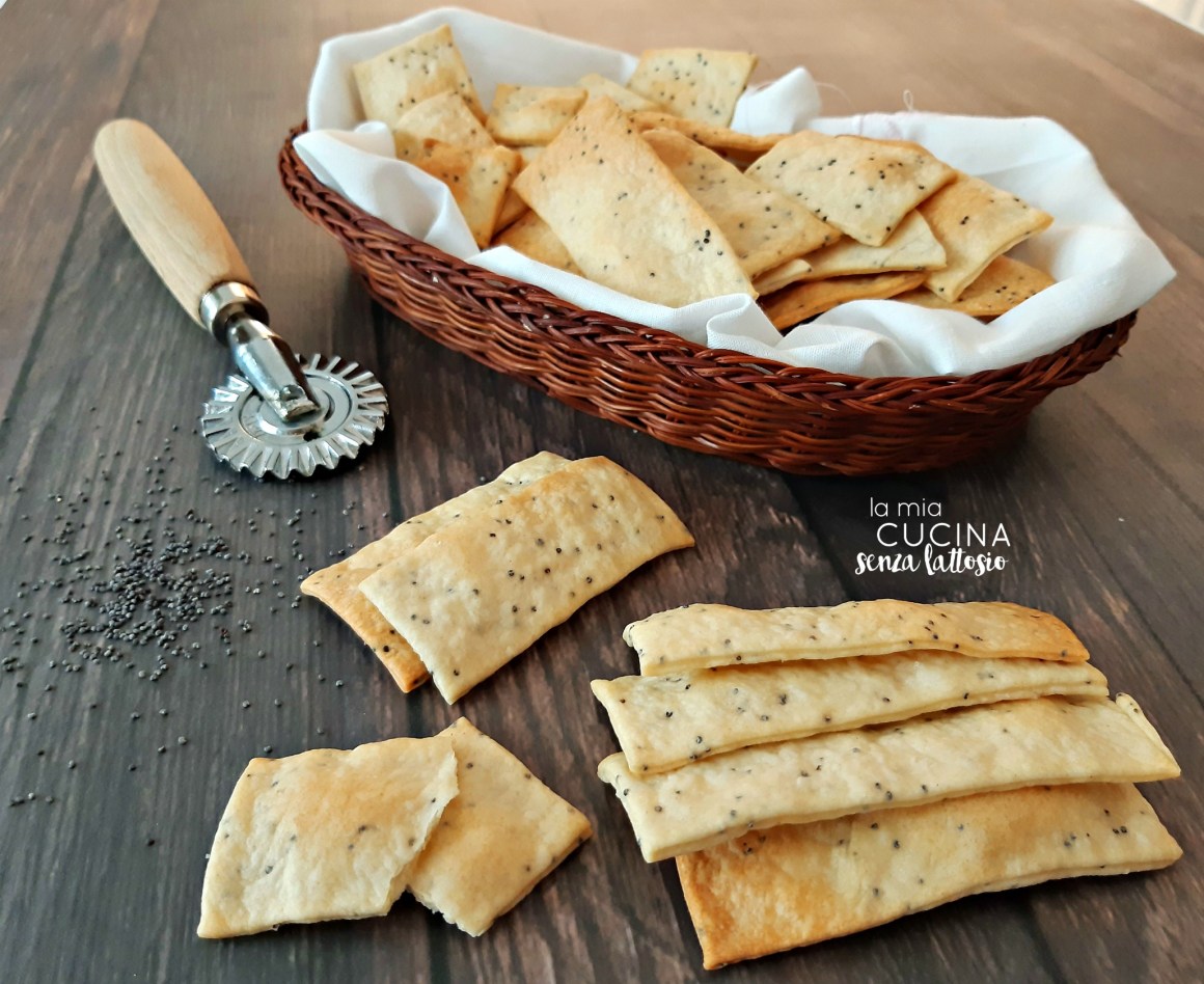 Crakers ai semi di papavero – con pasta madre – La mia cucina senza ...